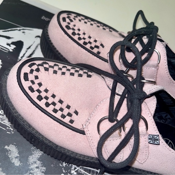T.U.K Punk Baby Pink Suede Creepers - Picture 12 of 13